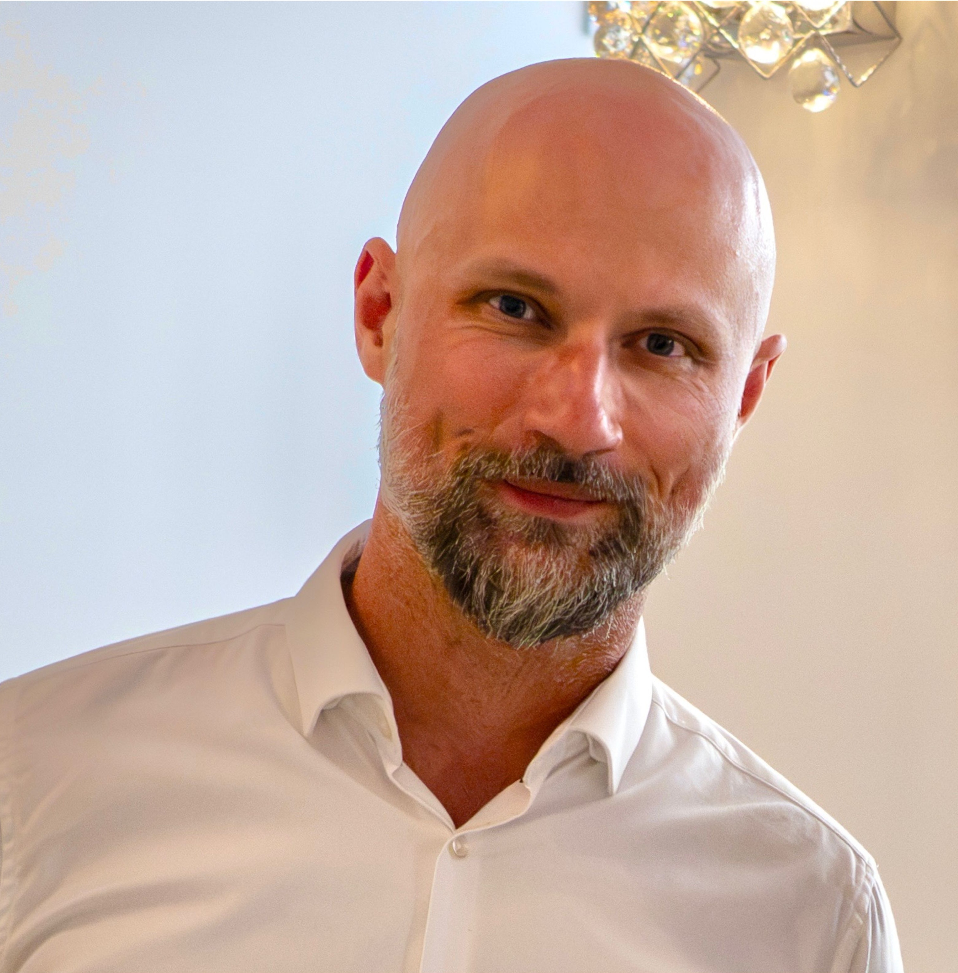 Cezary Gorczyński - Moderator